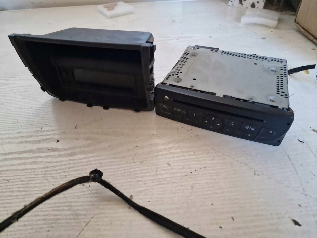 фото №1, Радио renault trafic vivaro дисплей антенна 281150049rt