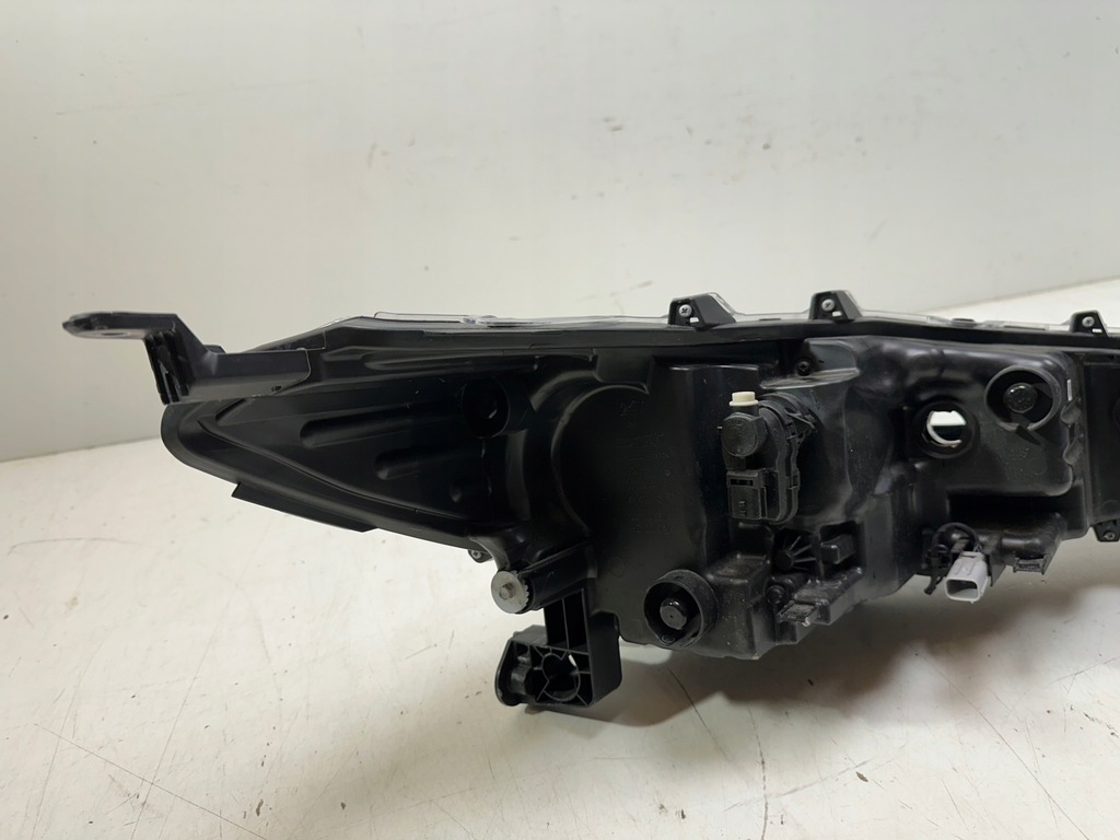 фото №12, Лампа левая перед toyota corolla cross full led 16-183 идеальное состояние