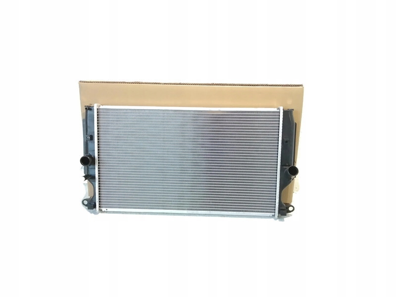 Купить Радиатор воды toyota auris, 12-