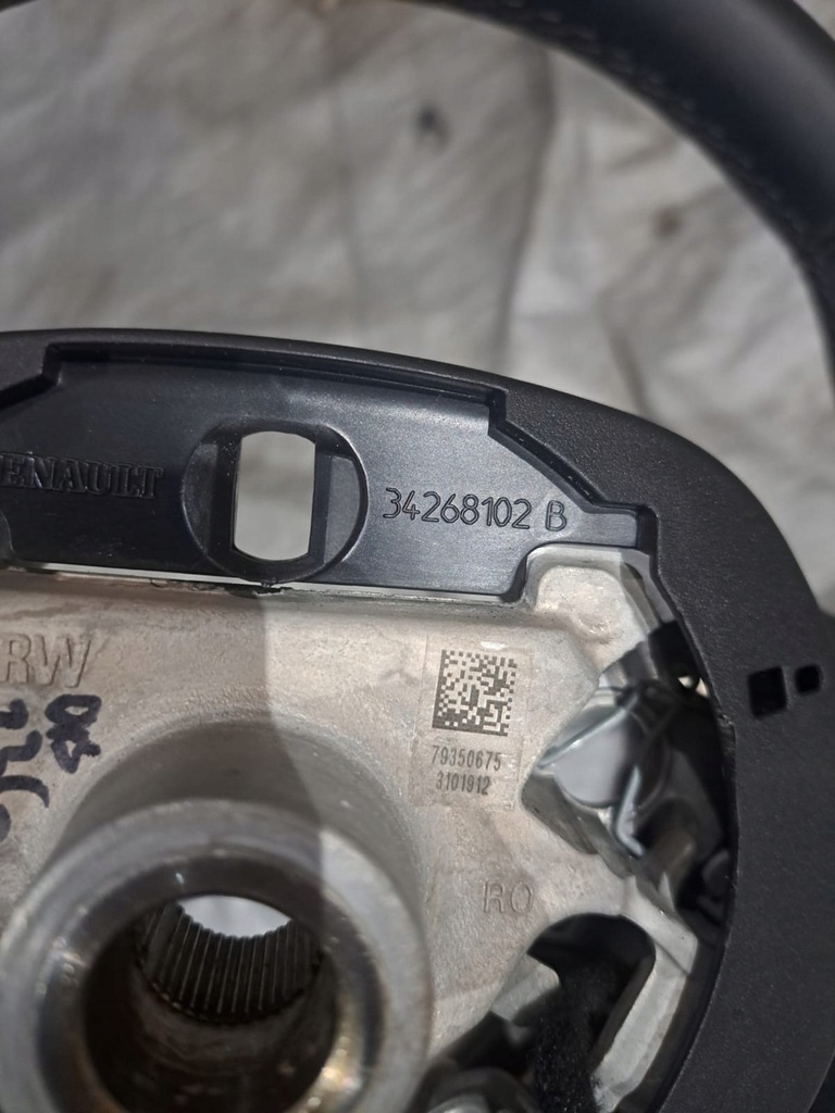 фото №10, Renault zoe ii воздуховод кожа