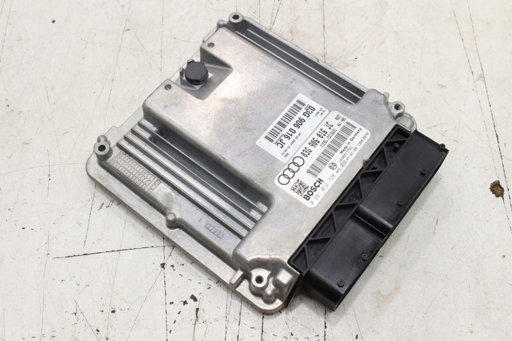 фото №1, Бортовой компьютер двигателя 03g906016jc audi a4 b7 2.0 tdi