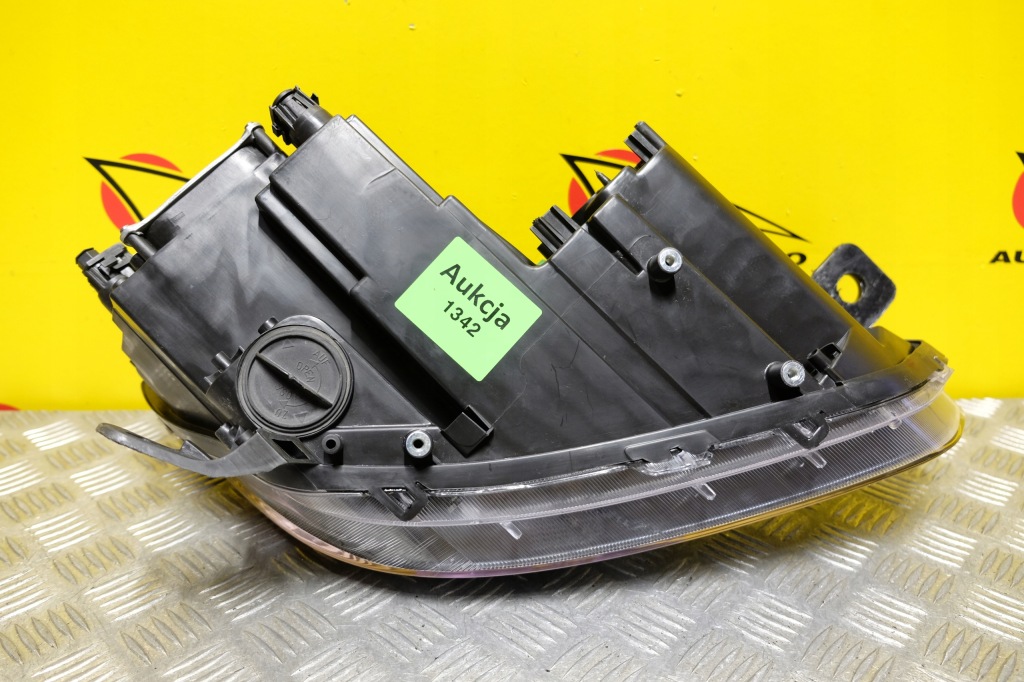 Maserati ghibli 2013 2014- фара фара ксенон з led l америка Київ