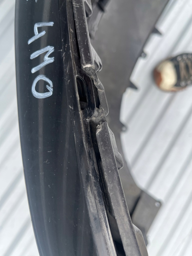 Audi q7 s-line 4m0 перед передній бампер решітка радіатора в Україні