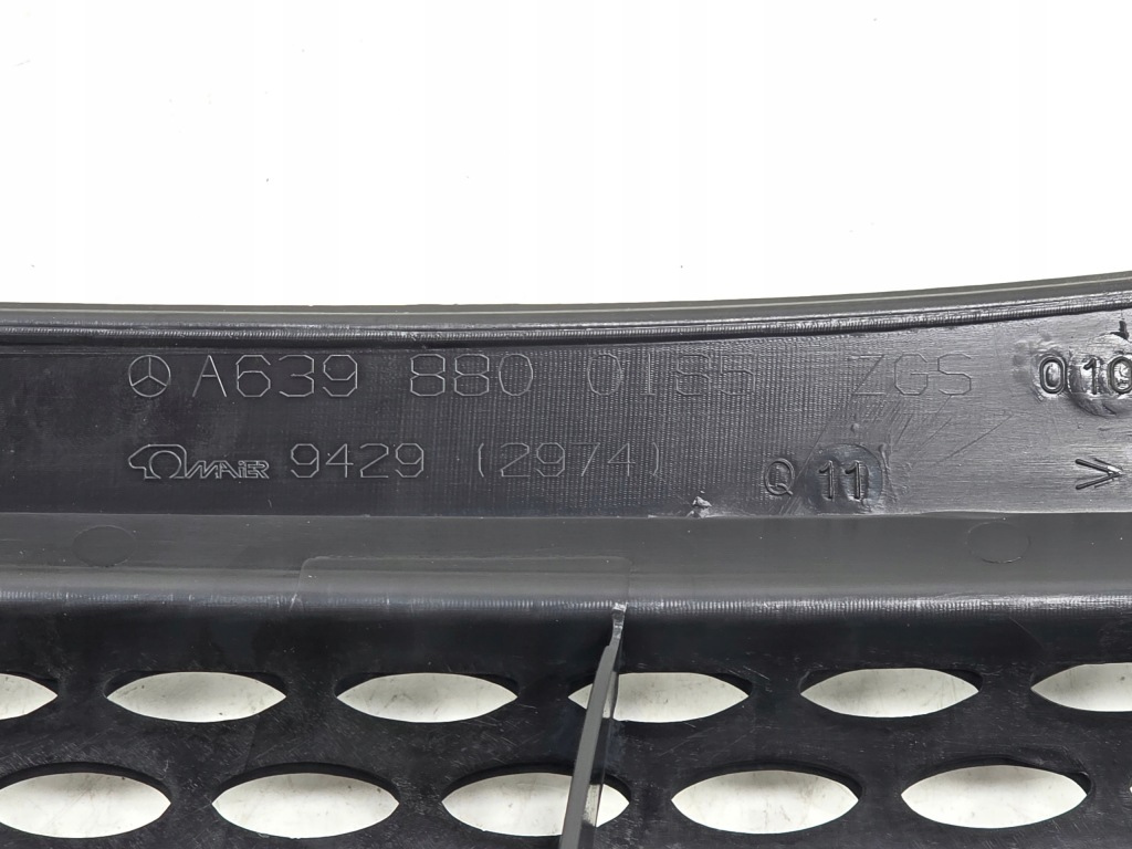 Купити Vito w639 03- cdi решітка  решітка радіатора радіатора a6398800185 4c