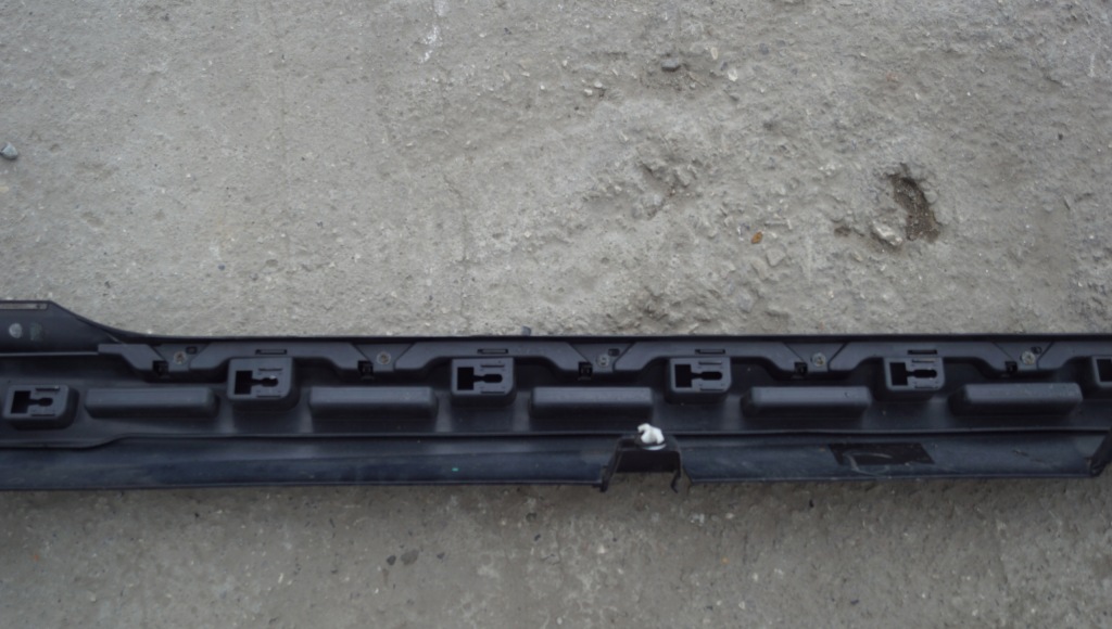 Поріг накладка поріг ліва ford fiesta mk7 st 3d c1bj-b10155-abw Ціна