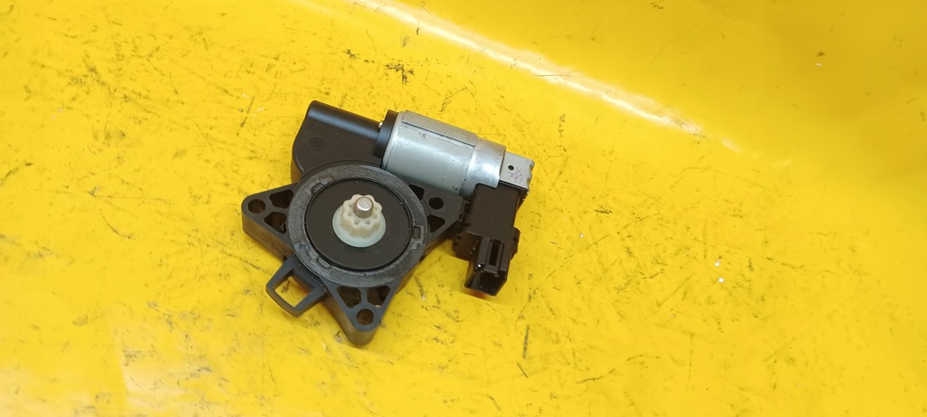 фото №9, Електродвигун el.szyb правий задня mazda 6 kombi g22c5958x