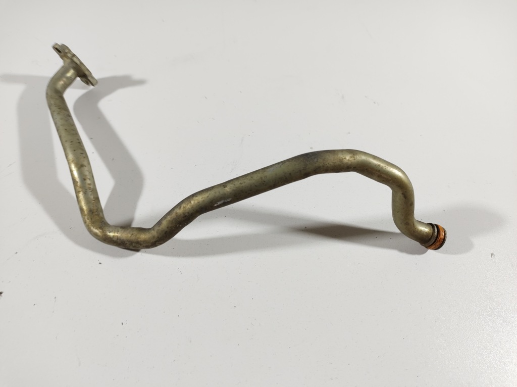 фото №9, Volvo v40 2.0 d4 12- трубка масла турбины