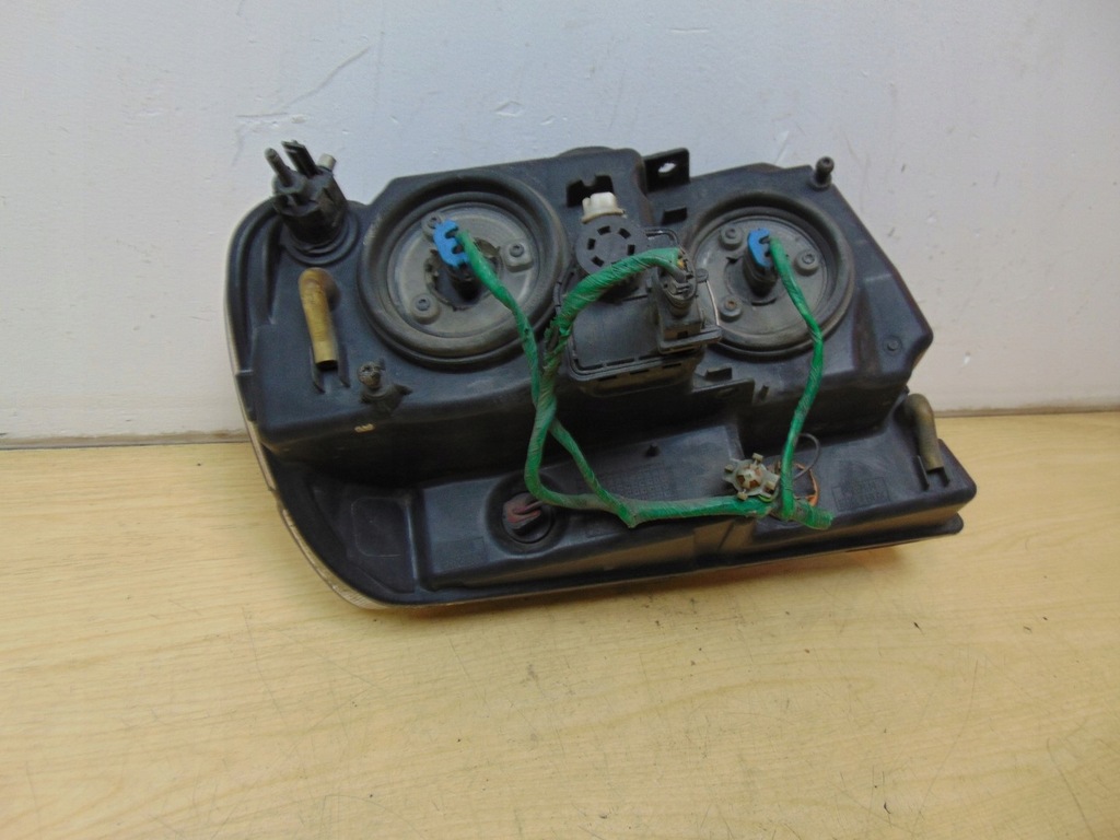 фото №14, Лампа левая перед jeep cherokee wj 99-04 europa