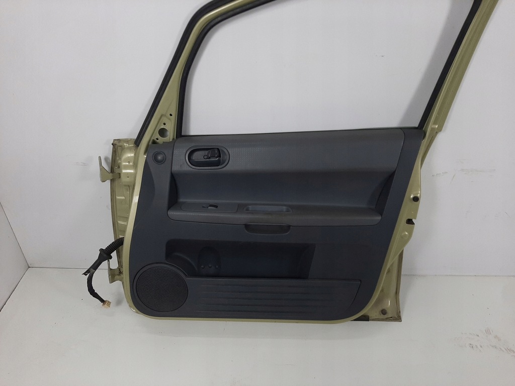 фото №16, Mitsubishi colt vi 1.1 12v 04r дверь правый перед mn161884