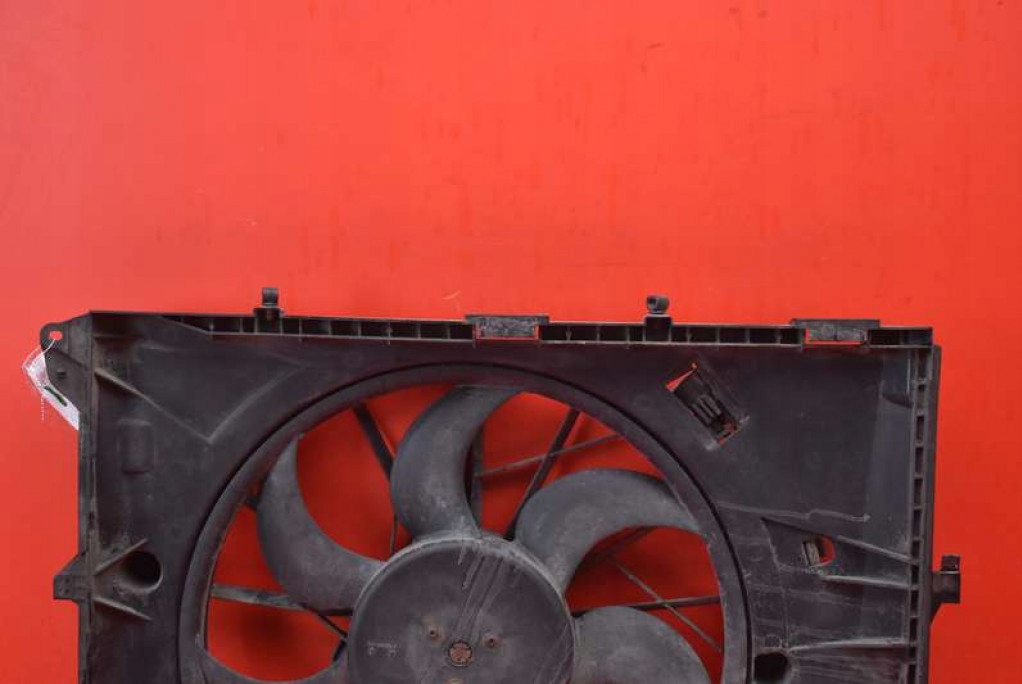 Вентилятор 7563259 bmw e90 e91 2.0i 04-10 Зі Шроту