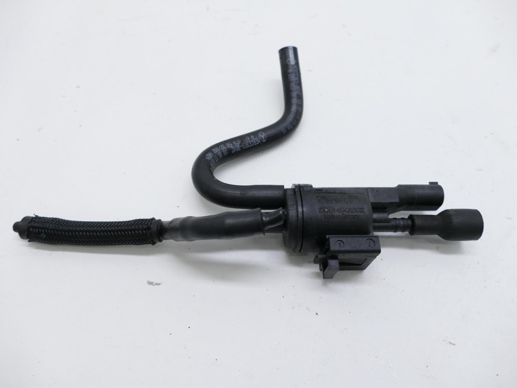 фото №1, Mercedes c w205 glc x253 2.2 клапан вакуумa 17