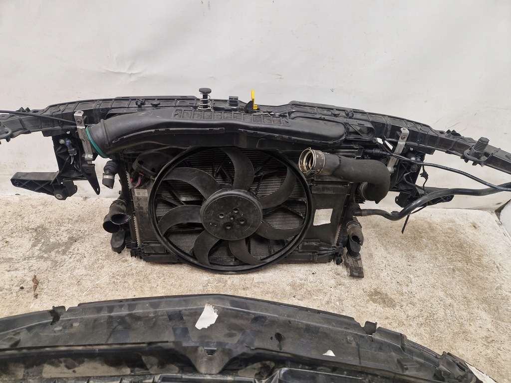 фото №8, Mercedes a-klasa a177 177 pas передний 1,3 усилитель радиатор демонтаж