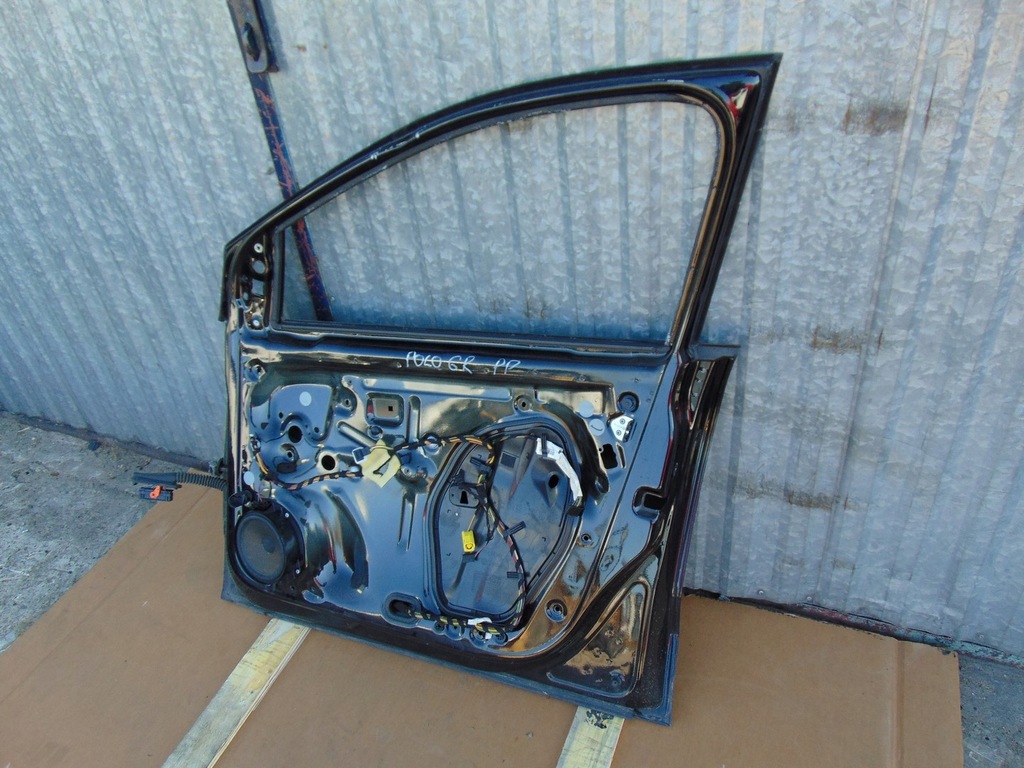 фото №13, Двері правий перед vw polo v 6r 5d lc9x