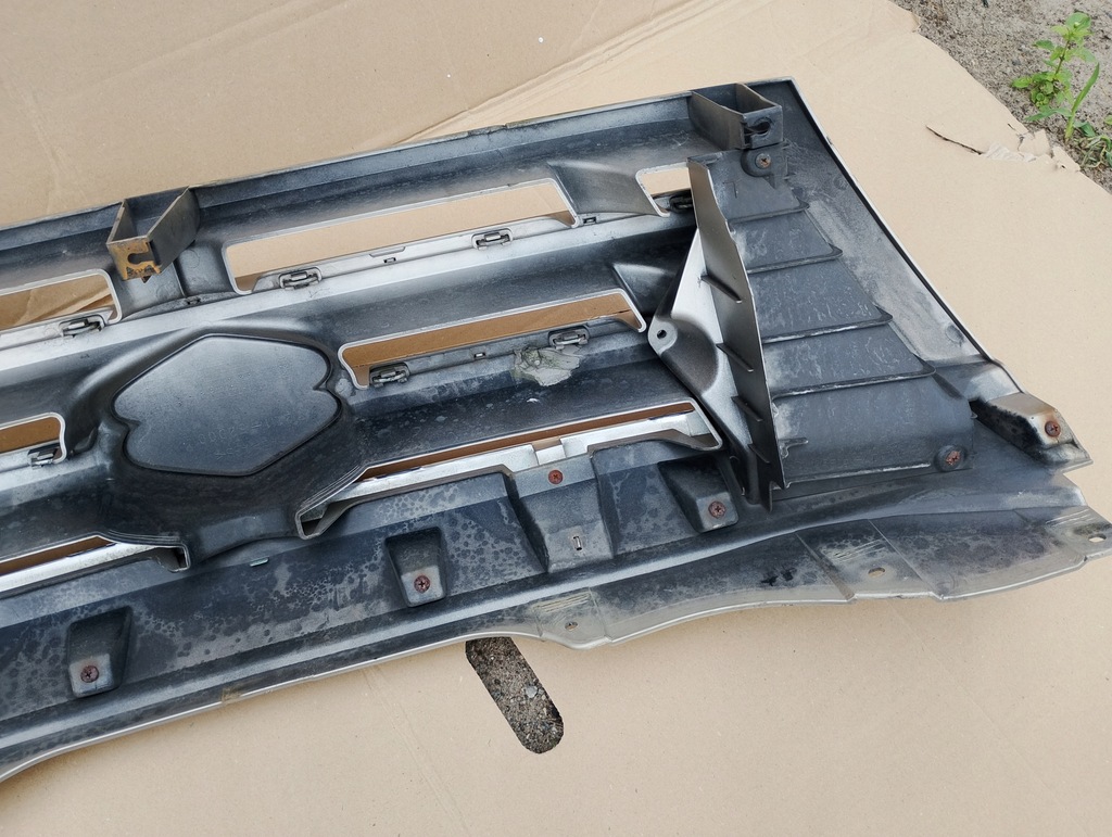 фото №7, Suzuki grand vitara i 1 lift решётка радиатора решётка радиатора xl7 za4c04