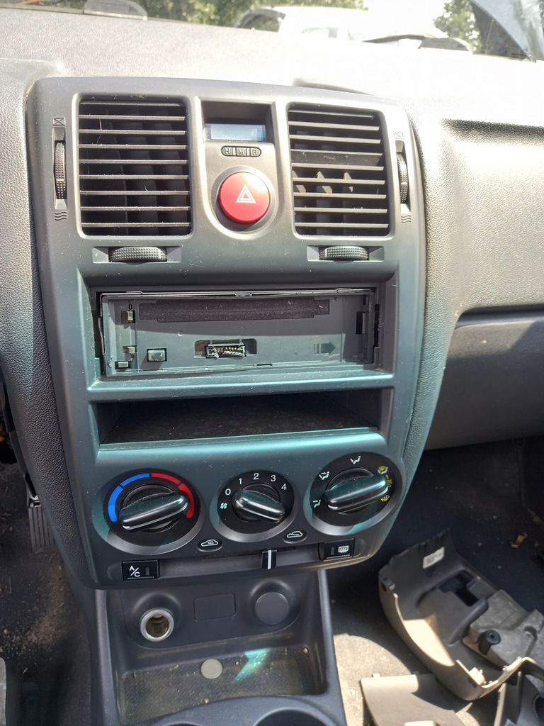 фото №13, Воздуховод подушка hyundai getz 2005 1.1. benz 2005-2007 ładna