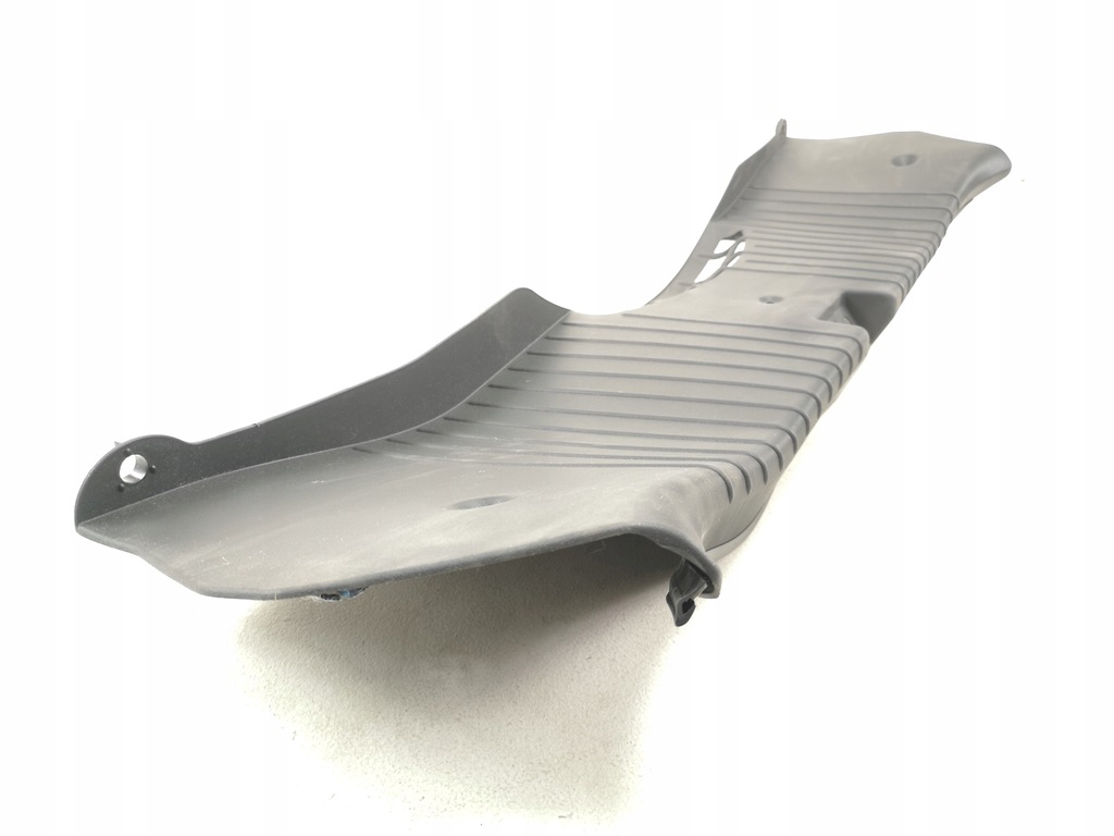 фото №6, Отделка wew. дверь багажника alfa romeo 147 00-10 / 156073733