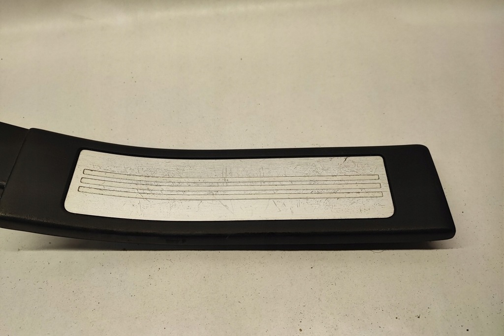 фото №10, Задня права молдинг декоративна поріг jaguar xf x250 8x23f13244ag 3.0l дизель