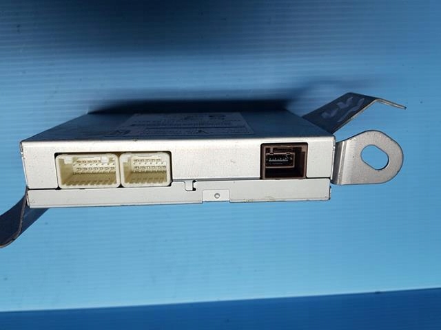 фото №3, Lexus is модуль usb 861a0-53040