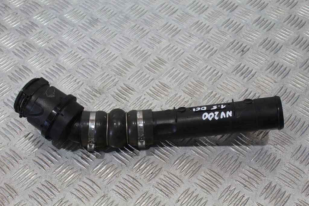 фото №1, Труба шланг интеркулер nissan nv200