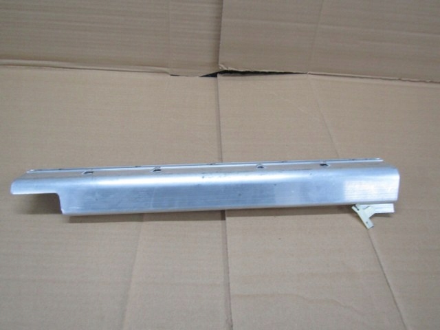 фото №4, Jaguar xf x250 защита кронштейн порог левая порог