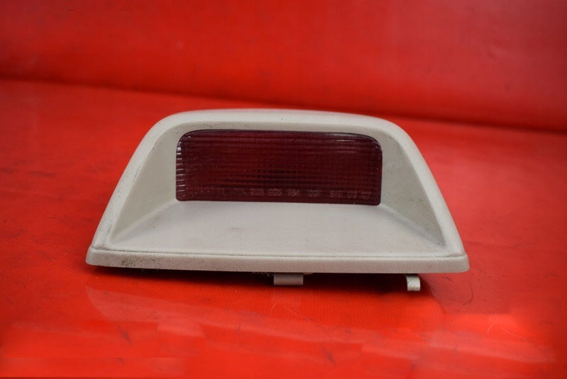 фото №2, Свет стоп-сигнал nissan sentra v 04r