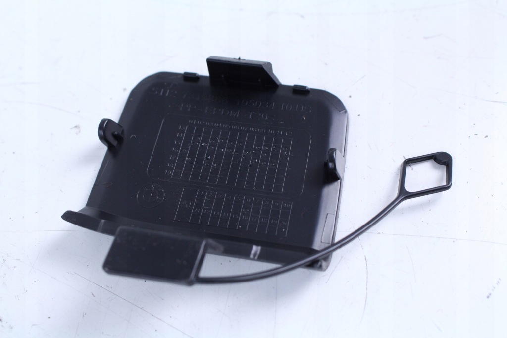 Заглушка фаркоп задній bmw f16 Доставка