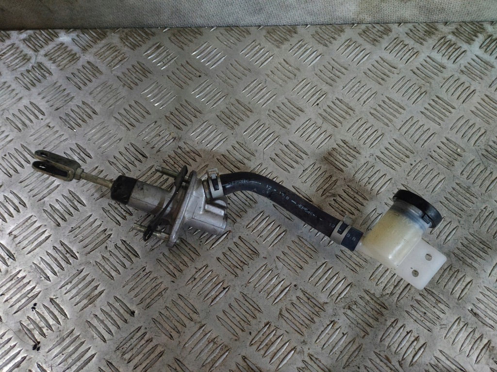 фото №1, Nissan 370z помпа насос сцепления сцепления