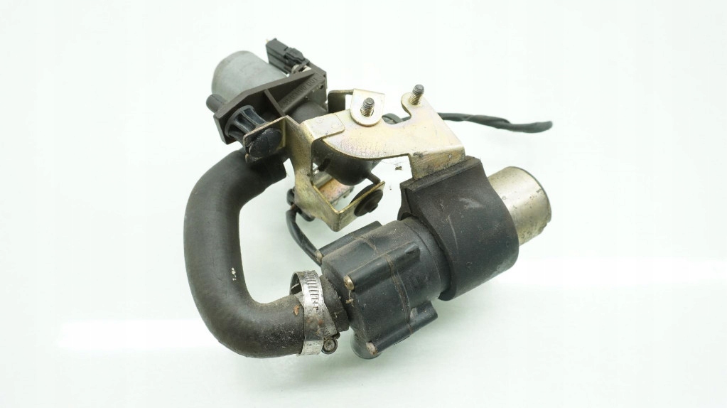 Купить Mercedes sl r129 клапан отопителя 0008307284 электроклапан