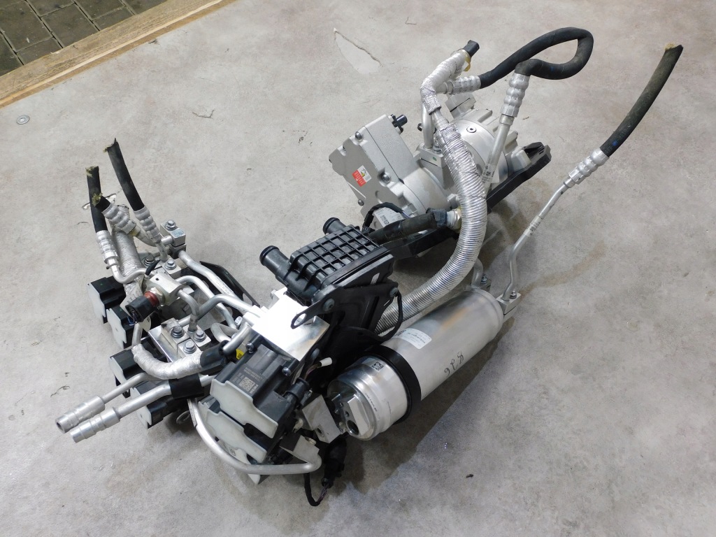 фото №10, Насос кондиціонера volkswagen id3 id4 id.3 audi q4 89a демонтаж