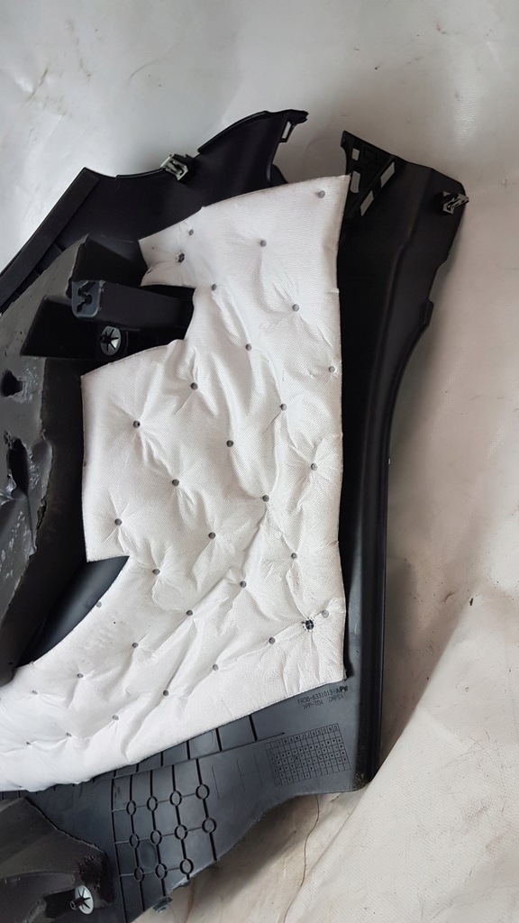 фото №9, Ford mustang 19- оббивка обшивка задня правий usa