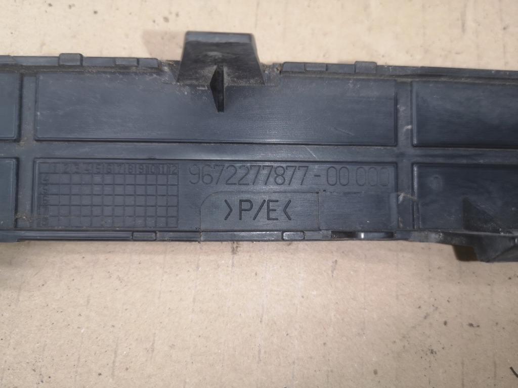 фото №7, Решётка молдинг бампер перед peugeot 3008 i lata 09-12 przed lift