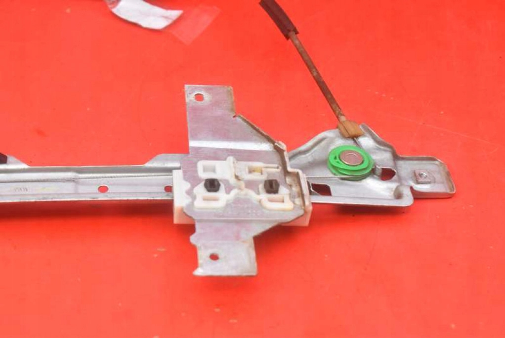 фото №8, Подъемник стекло правый задняя 9683671480 peugeot 5008 1 i 09-13