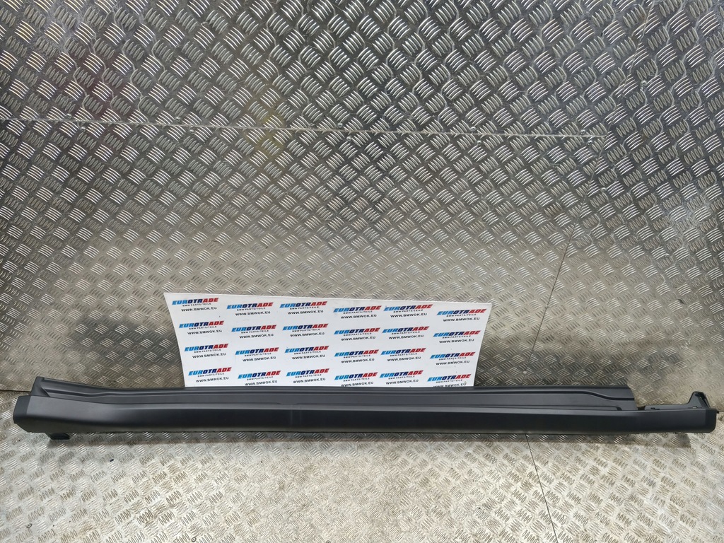 фото №1, Bmw g09 xm молдинг поріг права 9450910