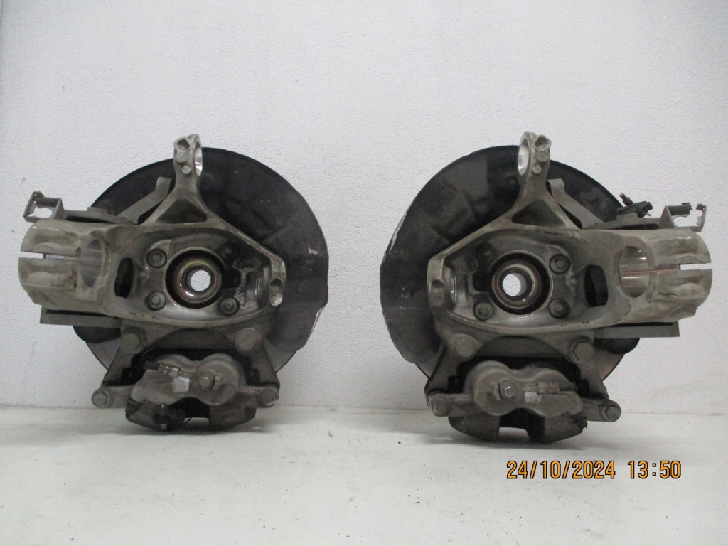 фото №1, Поворотний кулак поворотний кулак передня права ліва mercedes eqa