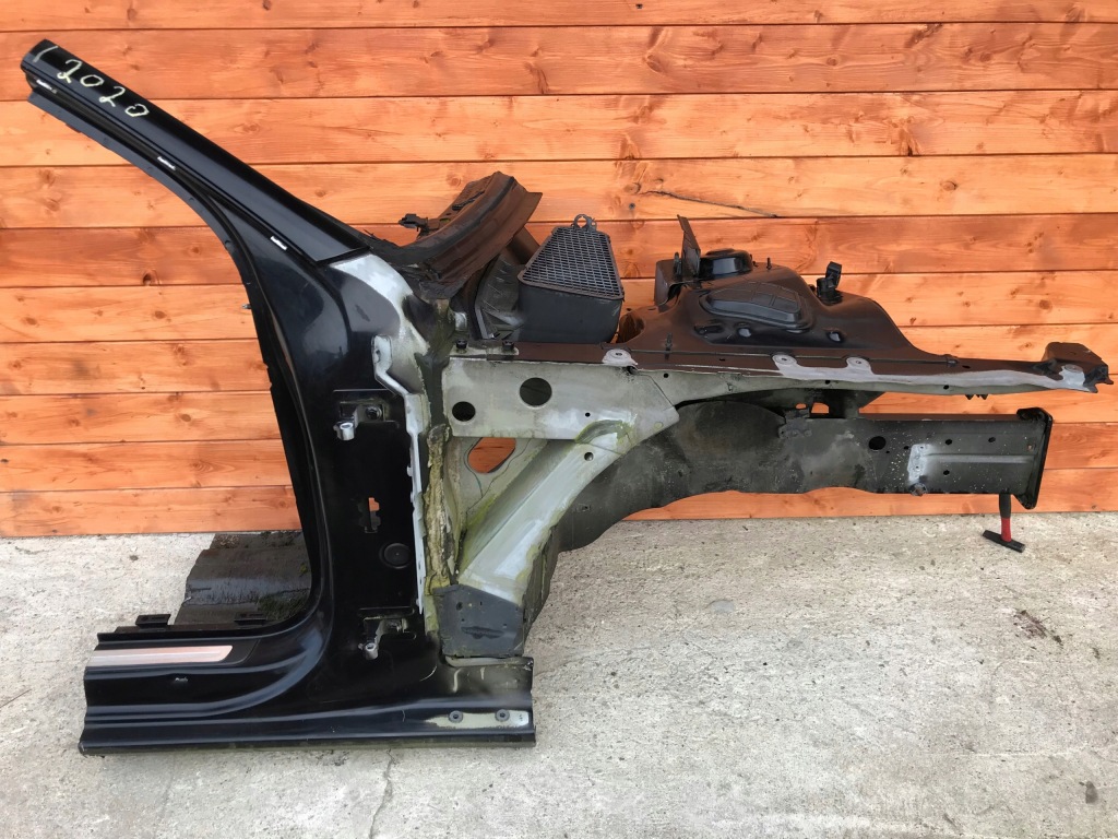 фото №1, Audi a4 b8 8k четверть лонжерон подкрылок правая правый перед передняя