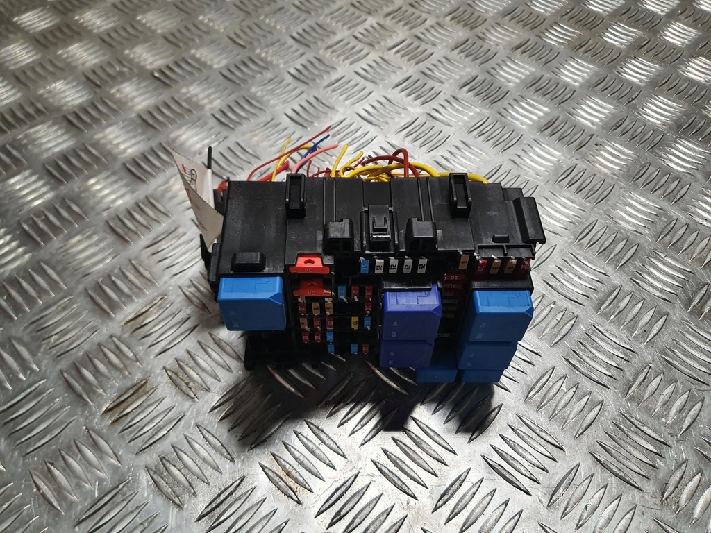 фото №1, Коробка запобіжників renault captur ii 19-