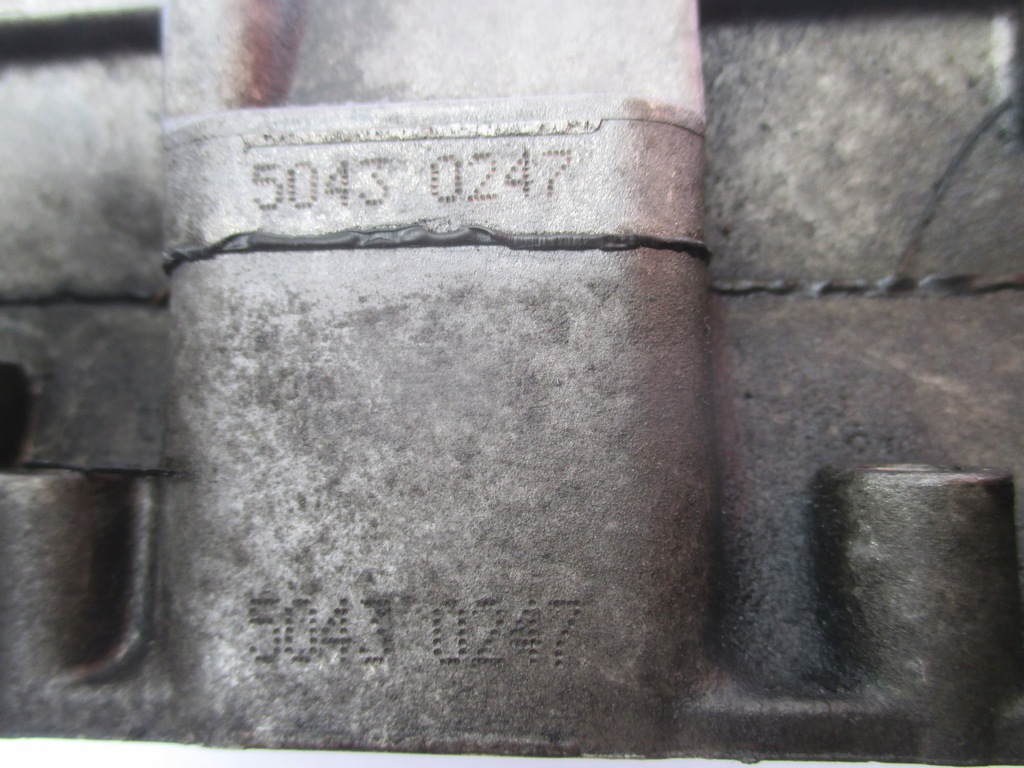 фото №6, Вал распределительного вала корпус citroen peugeot 9684569080