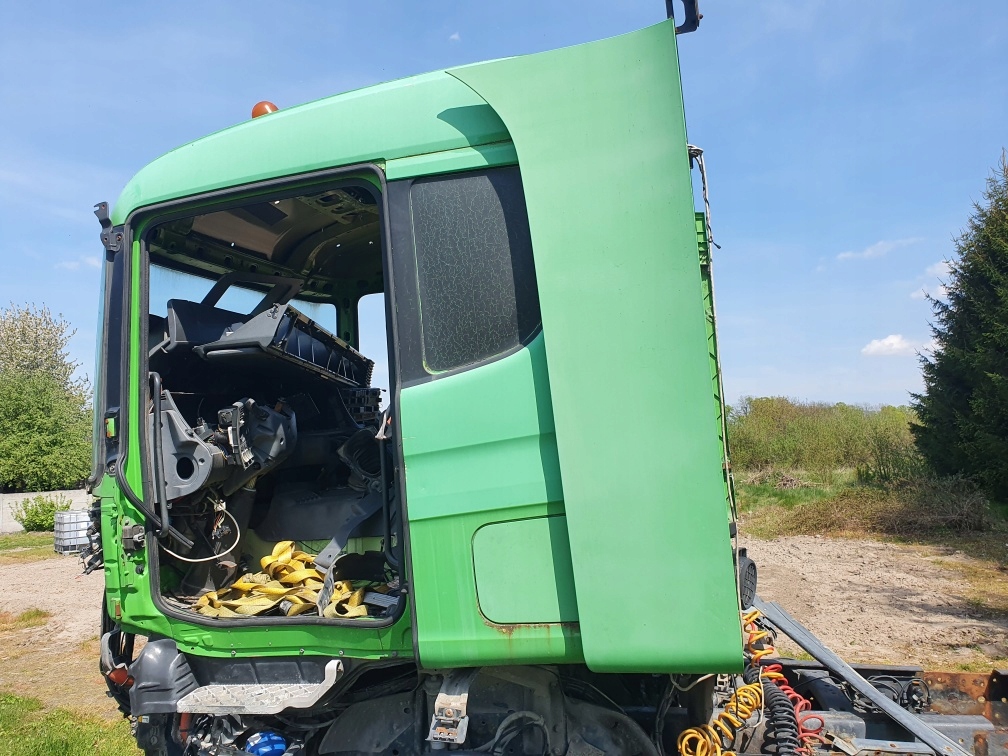 фото №12, Бак усилителя scania 4 99r 114l 380 2000 r