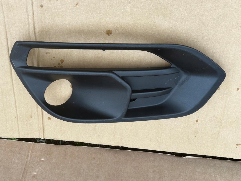 фото №1, Iveco daily 4 iv правая решётка бампера перед передняя