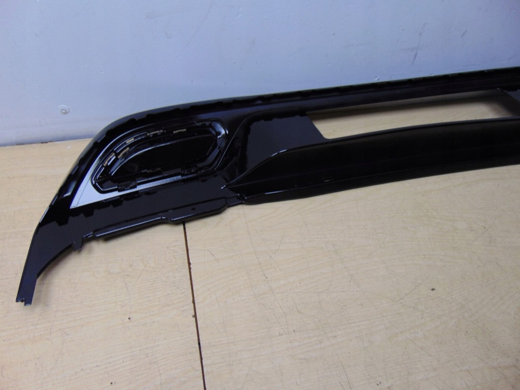 фото №12, Накладка бампера задняя диффузор vw golf vii r-line