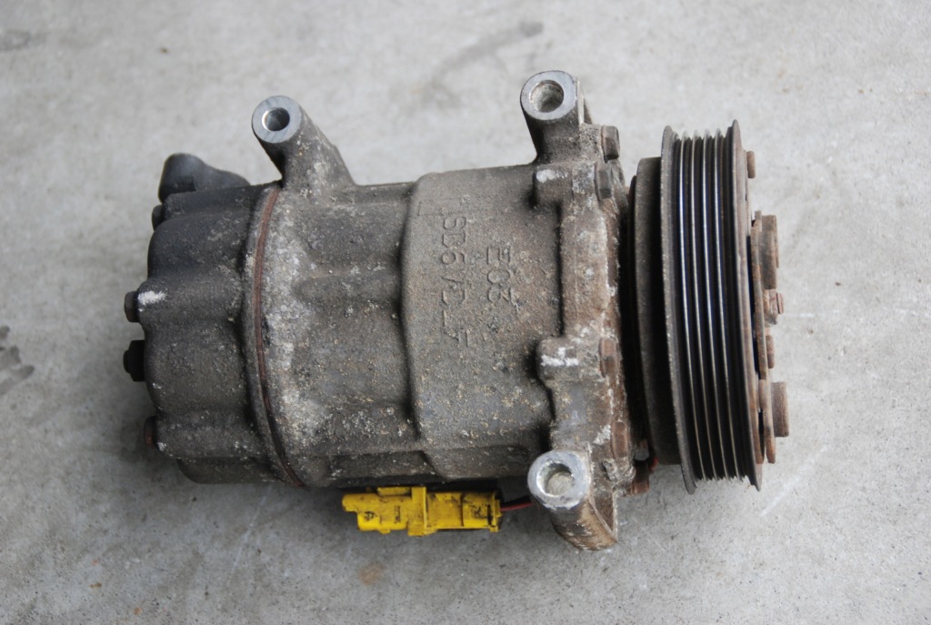 Mini paceman 1.6d 9213175-05 n47c16a компресор kli Недорого