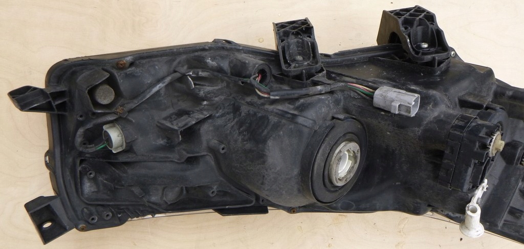 фото №6, Toyota corolla фара левый 8115002e7000