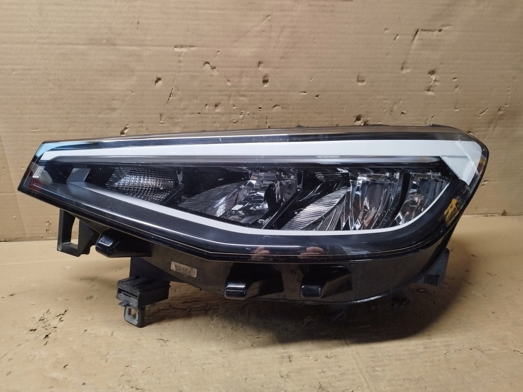 фото №1, Лампа перед передня ліва vw id4 11b941005