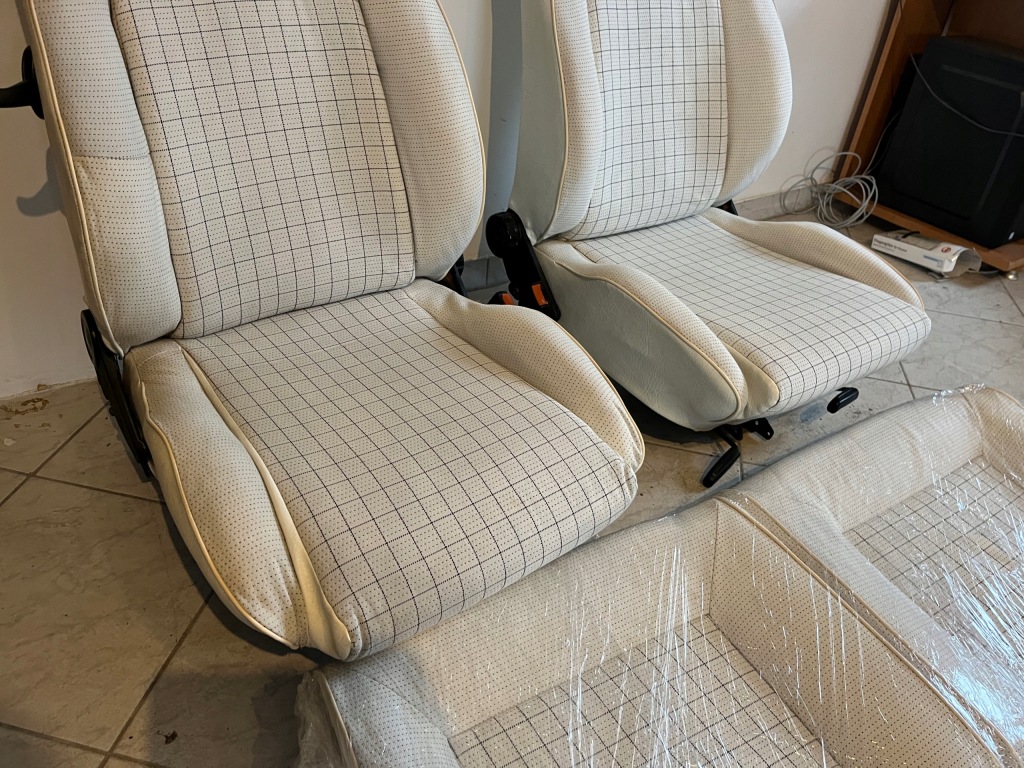 Vw golf 1 mk1 cabrio оригінальний gti karmann сидіння заднє сидіння обшивки 1987 Київ