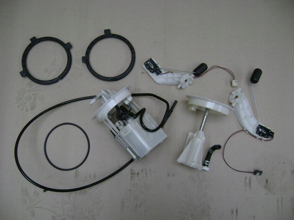 фото №1, Датчик рівня пального mazda rx8 1.3b 231km