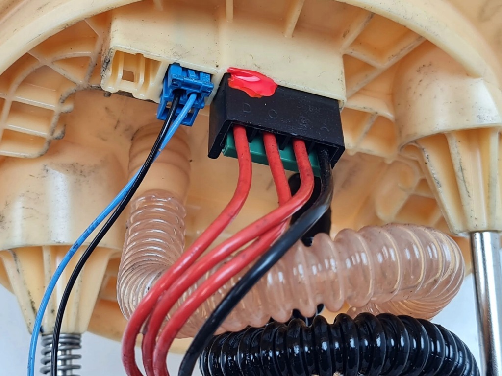 2019 mercedes-benz cls c257 насос топлива 1582894390 Оригинал