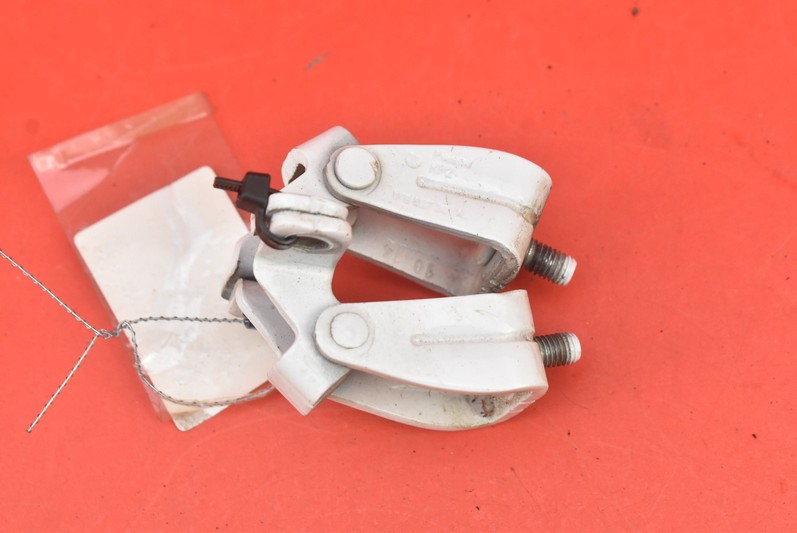 фото №1, Петля петли крышки skoda citigo 5d 11-17