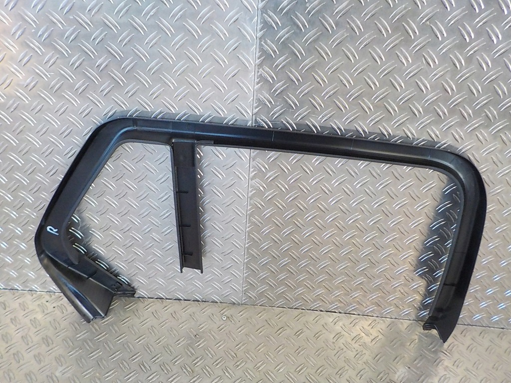 фото №4, C klasa w205 combi молдинг рамка двері правий задня