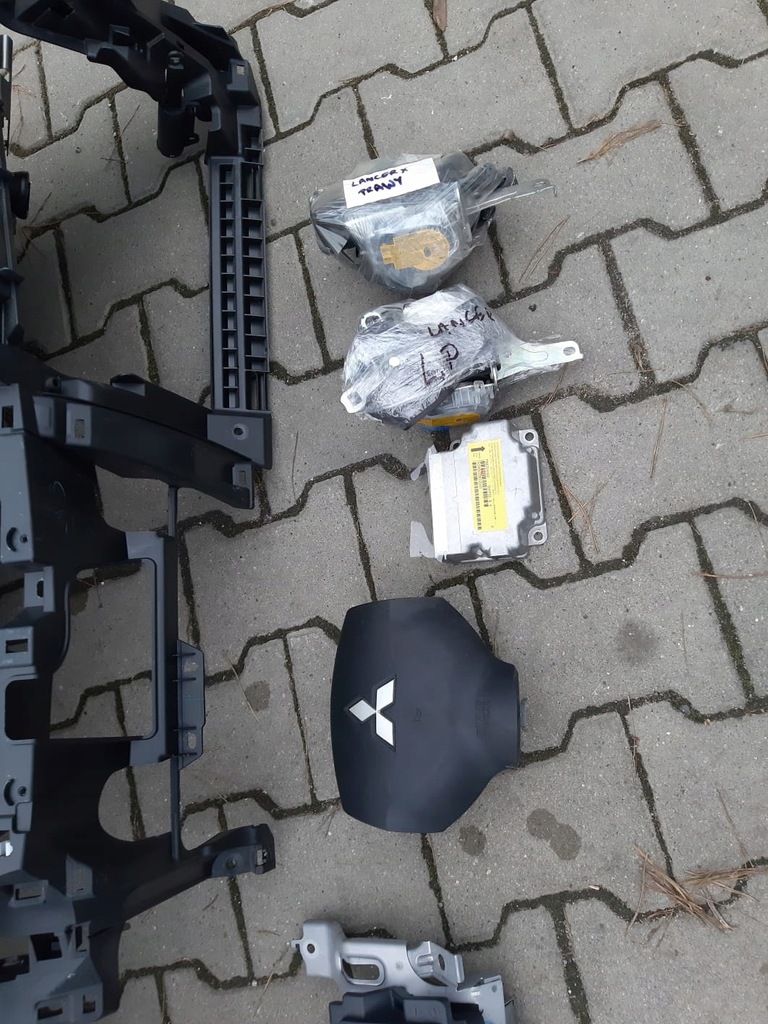 фото №6, Приборная панель приборная консоль mitsubishi lancer viii x evo комплект ремни подушка безопасности