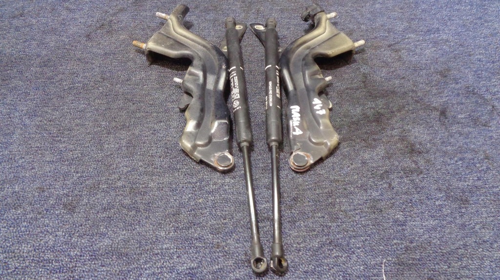 фото №1, Петлі амортизатори капот alfa romeo gt 147 чорні